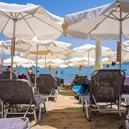 Themis Beach Paralía Kültér fotó